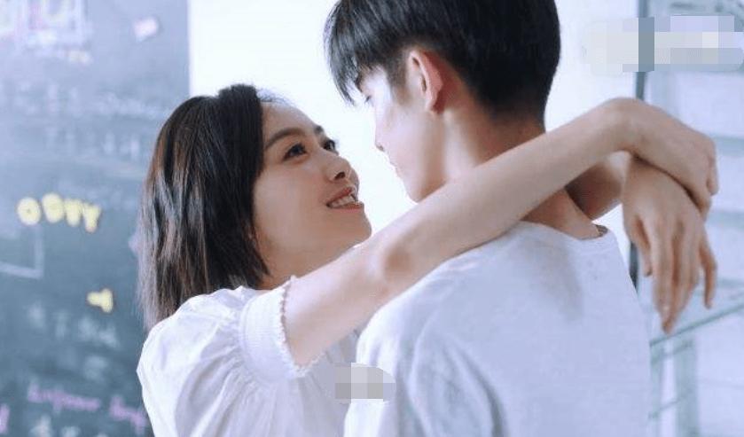 五彩斑斓的线